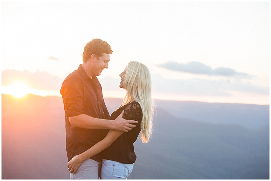 Blue Mountains Wedding Photographer, Mudgee Wedding Photographer, Blue Mountains Couple Session, Sunset photography, Amazing Sunsets._1296